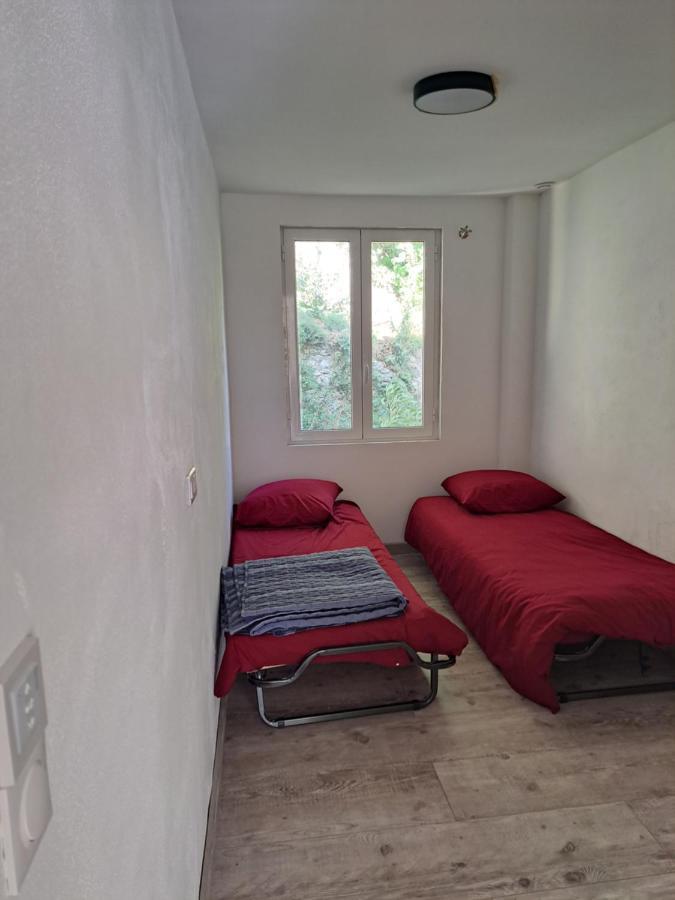 Ferienwohnung Superbe Rez-de-Jardin refait à neuf. Breil-sur-Roya Exterior foto